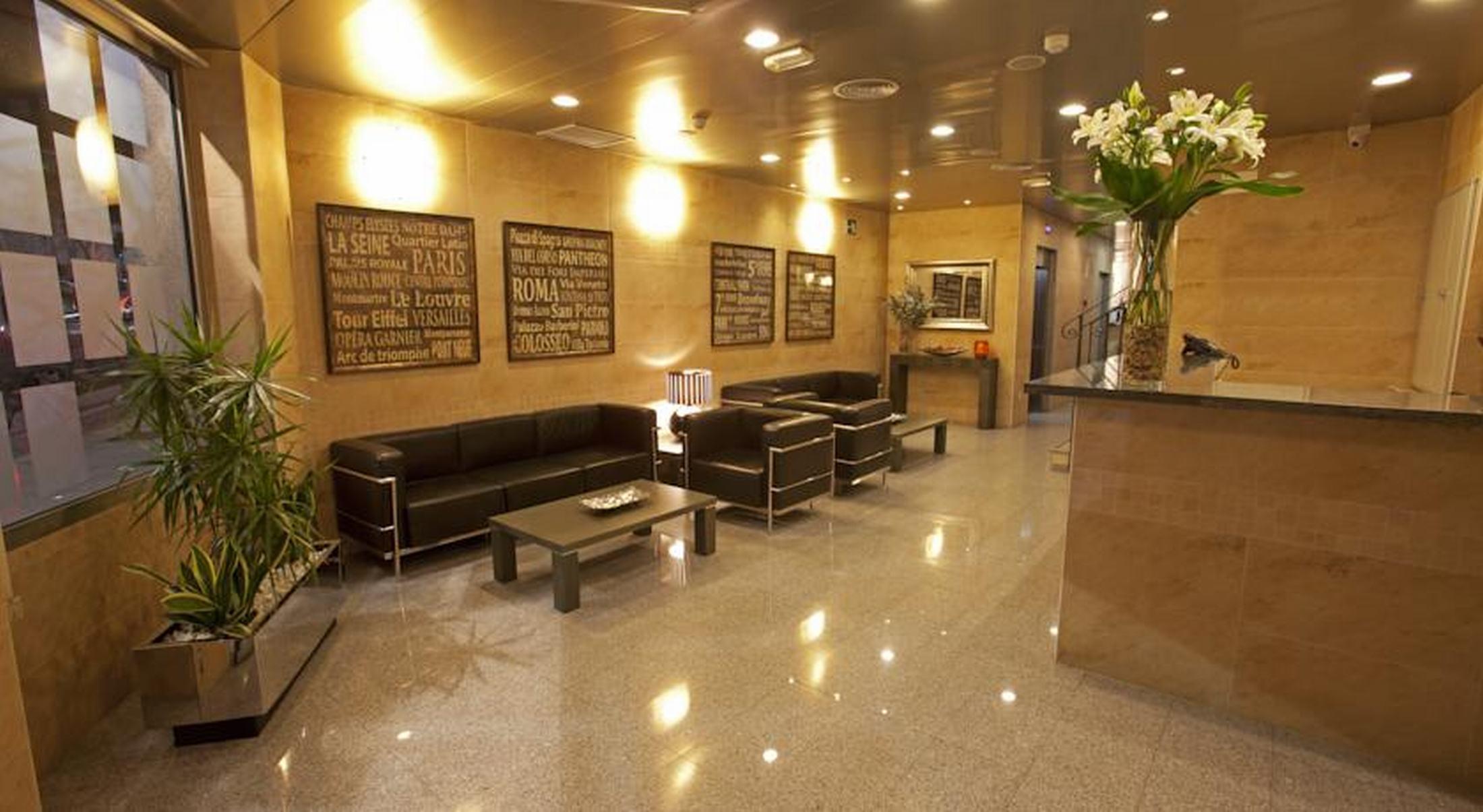 La City Estación Alicante Interior foto